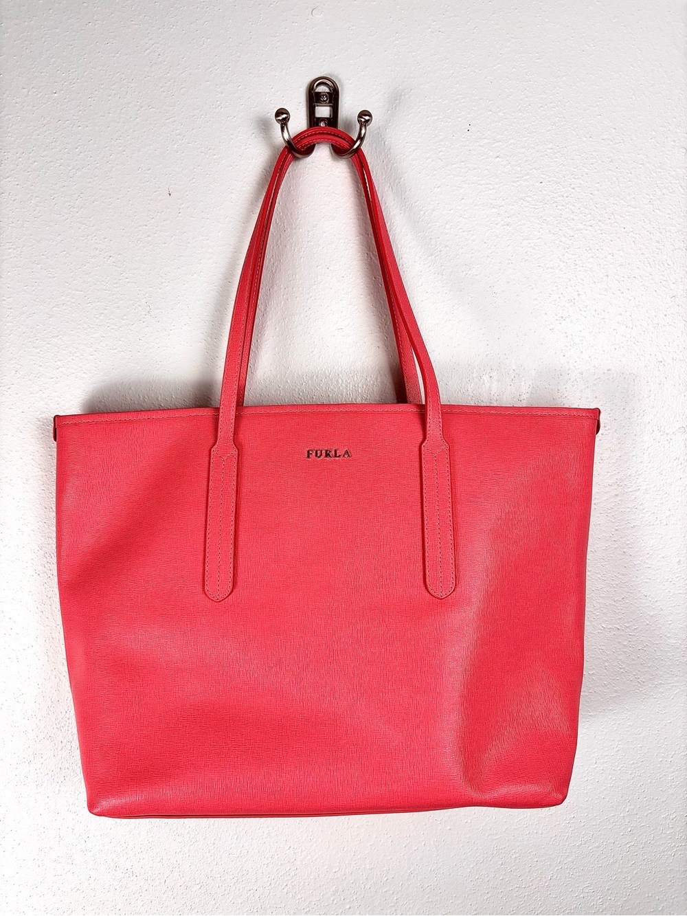 NWOT Furla Large Pink Saffiano Cross-Grain Leather Tote